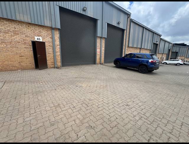 1,066M² RETAIL TO LET IN KYA SANDS